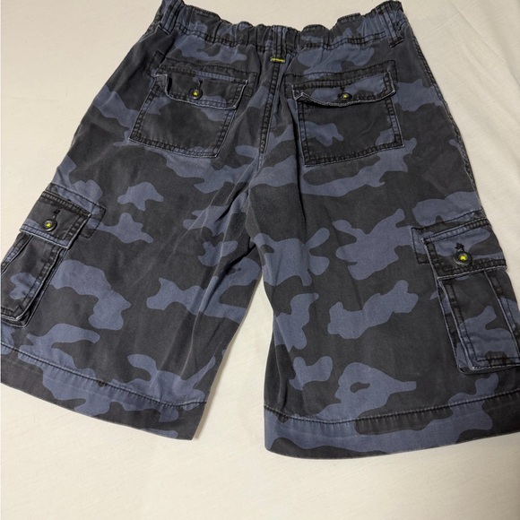 Arizona Jean Company Camouflage Cargo Shorts - Picture 7 of 8